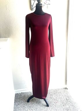 Long Sleeve Burgundy Maxi Dress - Sleek Everyday Silhouette